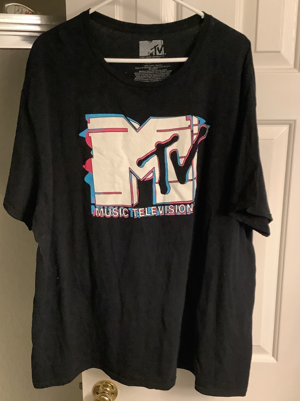 Retro MTV Black Tee